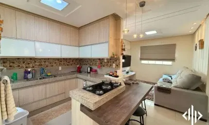 Casa com 3 quartos à venda na Rua Bologna, 20, Jardim Itália, Anápolis