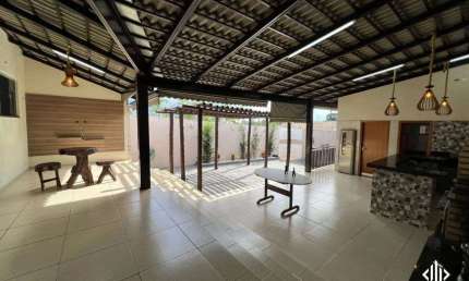 Casa no Bairro Itamaraty 2ª Etapa, Anápolis GO com: