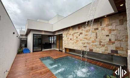 Casa no Condomínio Residencial Grand Trianon – Anápolis - GO