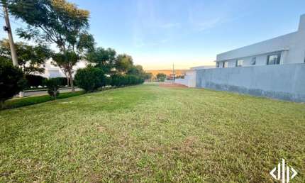 Lote de Esquina no Terras Alphaville – Anápolis – GO