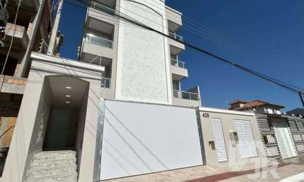 Apartamento no bairro Tabuleiro pronto para morar com suíte e 1 vaga