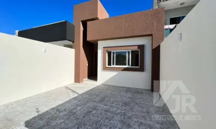 Casa a venda em Camboriú com 2 quartos sendo 1 suíte no bairro Santa Regina!!