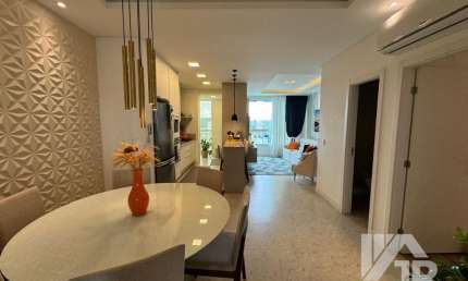 Lindo apartamento com 3 quartos sendo 2 suites e 2 vagas de garagem - Todo mobiliado
