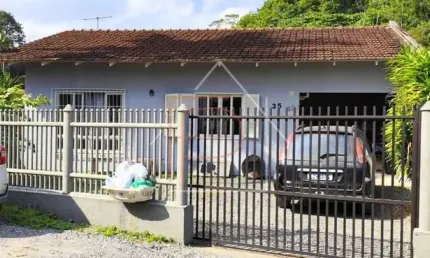 Casa com 3 quartos à venda na Rua Attilio Devegili, Nova Brasília, Joinville