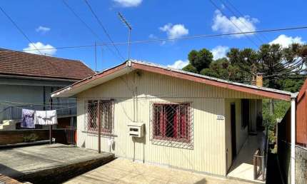 Casa à venda no bairro Presidente Vargas - Caxias do Sul/RS
