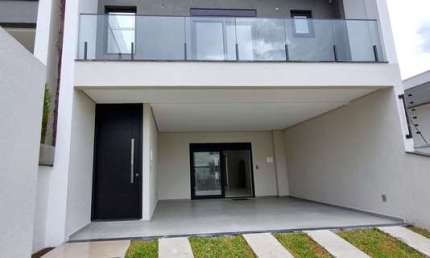 Casa à venda no bairro Cinqüentenário - Caxias do Sul/RS