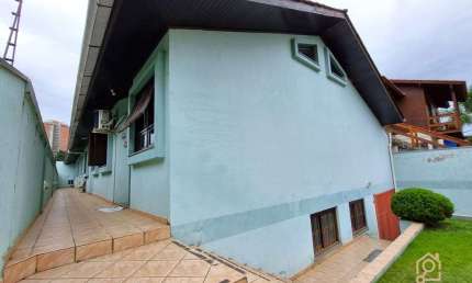 Casa à venda no bairro Desvio Rizzo - Caxias do Sul/RS