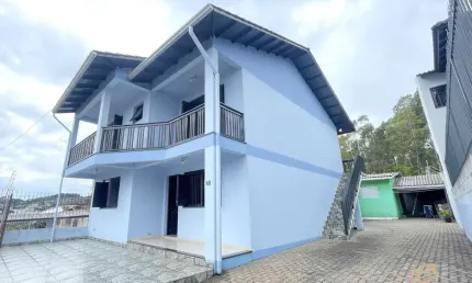 Casa com 3 quartos à venda no Diamantino, Caxias do Sul , 200 m2 por R$ 1.250.000