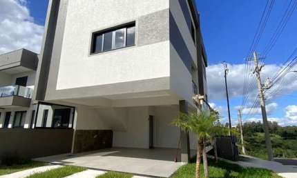 Sobrado à venda no bairro Bela Vista - Caxias do Sul/RS