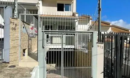 Sobrado à venda no bairro São Luiz - Caxias do Sul/RS