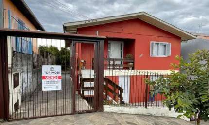 Casa à venda no bairro Jardim Iracema - Caxias do Sul/RS