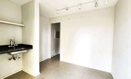 Sala comercial para alugar na Avenida José Silva de Azevedo Neto, 200, Barra da Tijuca, Rio de Janeiro
