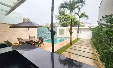 Barra da Tijuca - Cond Blue House - linda casa com 4 suites