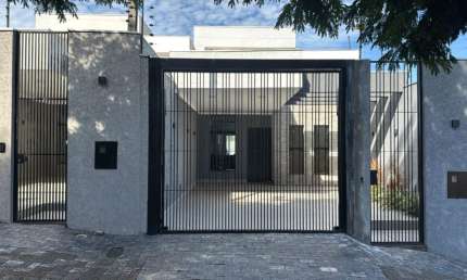 Sua nova casa está aqui – Ampla, moderna e com acabamentos de alto padrão!