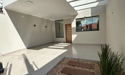 Casa com 3 quartos à venda na Rua Pioneiro Carlos João Basso, 156, Jardim Itália II, Maringá