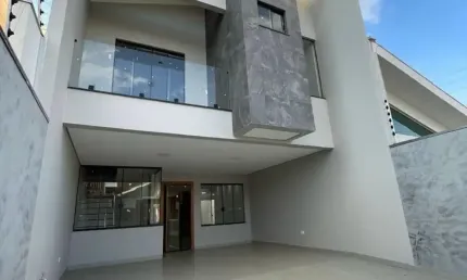 Casa com 4 quartos à venda na Rua Pioneiro Abílio Gaspar, 231, Parque Avenida, Maringá