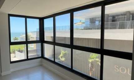 Apartamento Vista Mar à Venda em Balneário Piçarras – 3 Quartos, 1 Suíte, 1 Vaga