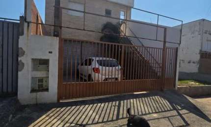 Sobrado para Venda em Sorocaba, Jardim Topázio, 4 dormitórios, 3 banheiros, 4 vagas