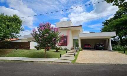Casa em Condomínio para Venda em Sorocaba, Caguassu, 3 dormitórios, 3 suítes, 4 banheiros, 4 vagas