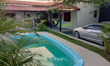 Casa para Venda em Sorocaba, Wanel Ville, 3 dormitórios, 2 banheiros, 5 vagas