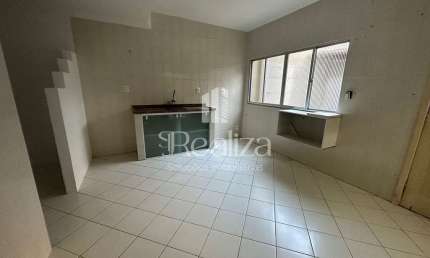 CASA TÉRREA, PLANA, À VENDA NO BAIRRO HERNANE SÁ EM ILHÉUS, PERTO DE TUDO O QUE VOCÊ PRECISA COMO F