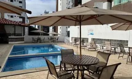 VENDO 2 QUARTOS ( suíte) + CLOSET NO CAMINHO DAS ARVORES