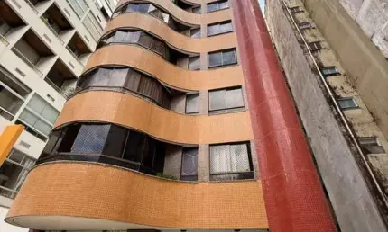 Vendo raridade com 3 suites mais gabinete no corredor da vitoria