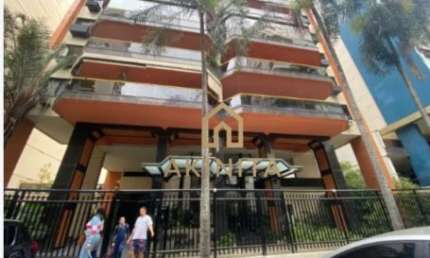 Apartamento de 4 Quartos com 4 Vagas em Icaraí – Perto do Campo de São Bento
