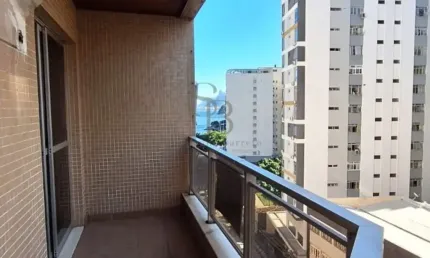 Excelente Apartamento com Vista Lateral Mar – Rua Miguel de Frias – Icaraí/Niterói