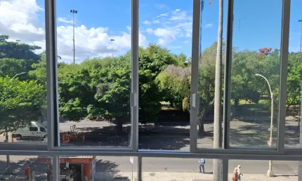 Vendo studio de 38 m2 na Praia do Flamengo todo  reformado, vista livre!