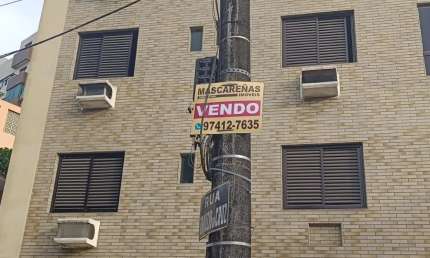 Aparatamento em Santos, Macuco, dois dorms, uma vaga , WC empregada