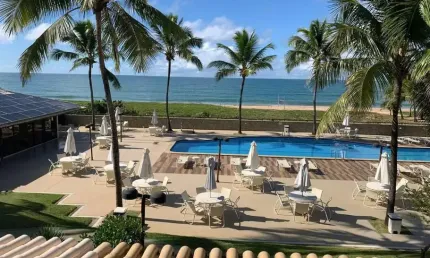 Linda Casa com 3 Suítes e acesso à praia em Itacimirim