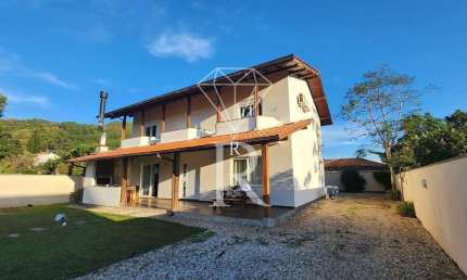 Casa com 5 quartos à venda na Barra da Lagoa, Florianópolis  por R$ 2.500.000