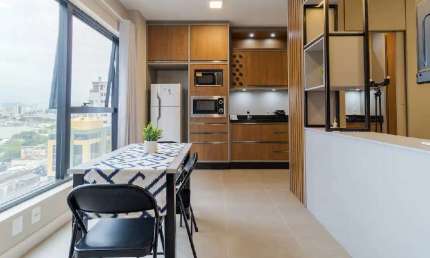 Apartamento com 1 quarto para alugar no Centro, Florianópolis  por R$ 5.500