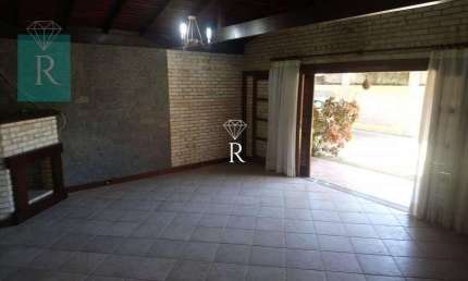 Casa em condomínio fechado com 4 quartos à venda no Armação do Pântano do Sul, Florianópolis  por R$ 2.200.000
