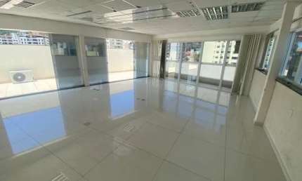 Sala comercial para alugar no Córrego Grande, Florianópolis  por R$ 9.000
