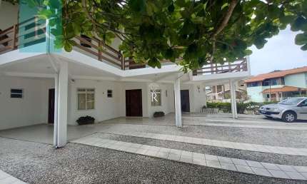 Casa com 16 quartos à venda no Daniela, Florianópolis  por R$ 4.700.000