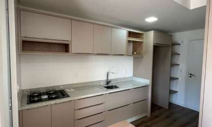 Apartamento com 1 quarto para alugar no Centro, Florianópolis  por R$ 3.400