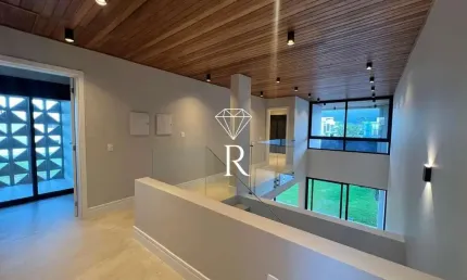 Casa com 3 quartos à venda no Lagoa da Conceição, Florianópolis  por R$ 3.000.000