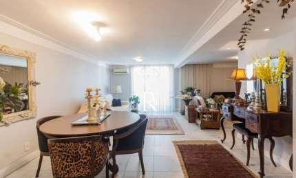 Apartamento com 2 quartos para alugar no Centro, Florianópolis  por R$ 7.000