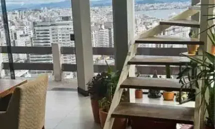 Casa com 2 quartos à venda no Centro, Florianópolis  por R$ 1.389.000
