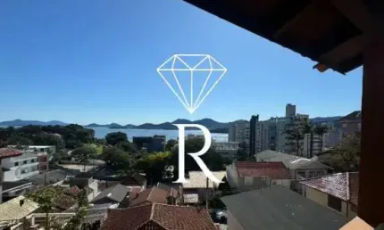 Casa com 4 quartos à venda na Agronômica, Florianópolis  por R$ 1.300.000