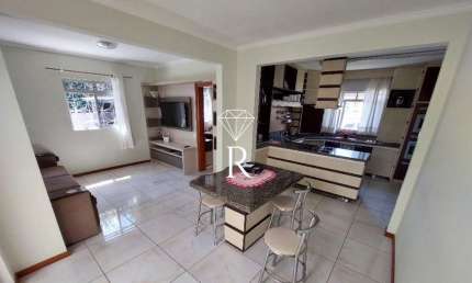 Casa com 3 quartos para alugar no Fazenda Santo Antônio, São José  por R$ 3.500