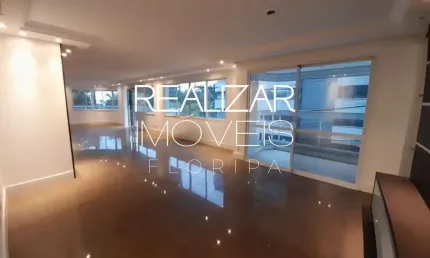 Apartamento com 4 quartos para alugar na Agronômica, Florianópolis  por R$ 11.000