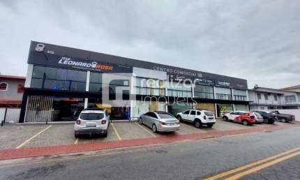 Ponto comercial para alugar na Ponte do Imaruim, Palhoça  por R$ 3.900