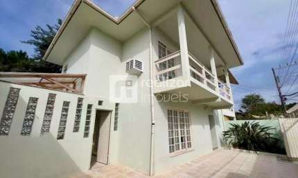 Casa com 3 quartos para alugar no Rio Tavares, Florianópolis  por R$ 6.200
