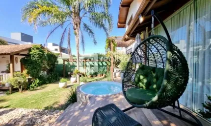 Casa com 5 quartos à venda no Lagoa da Conceição, Florianópolis  por R$ 3.500.000