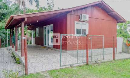 Casa com 2 quartos para alugar no Campeche, Florianópolis  por R$ 7.000
