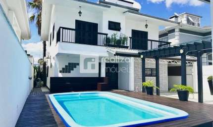 Casa com 3 quartos para alugar em Pedra Branca, Palhoça  por R$ 11.700