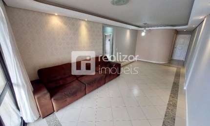Apartamento com 3 quartos para alugar no Balneário, Florianópolis  por R$ 5.200